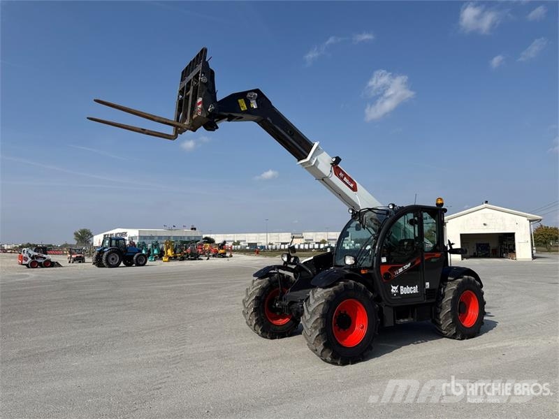 Bobcat TL38.70BRD Telehandler مناولات متداخلة