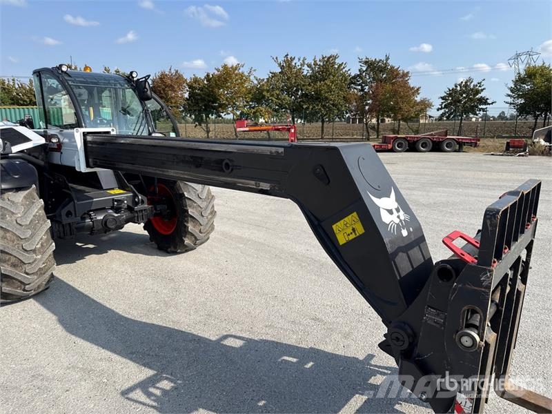 Bobcat TL38.70BRD Telehandler مناولات متداخلة