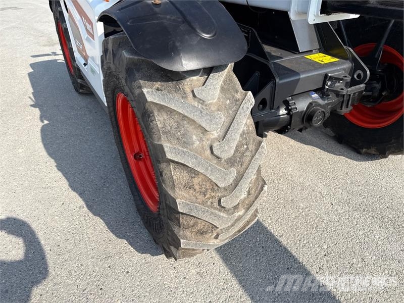 Bobcat TL38.70BRD Telehandler مناولات متداخلة