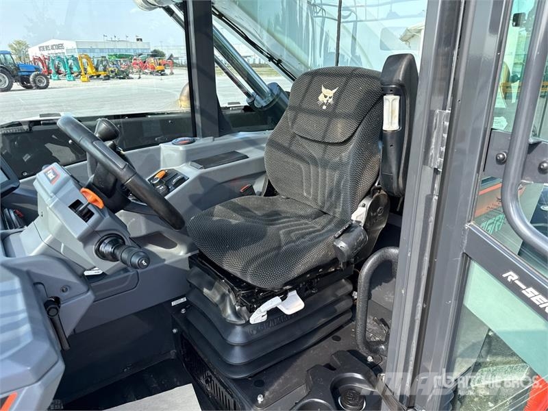 Bobcat TL38.70BRD Telehandler مناولات متداخلة