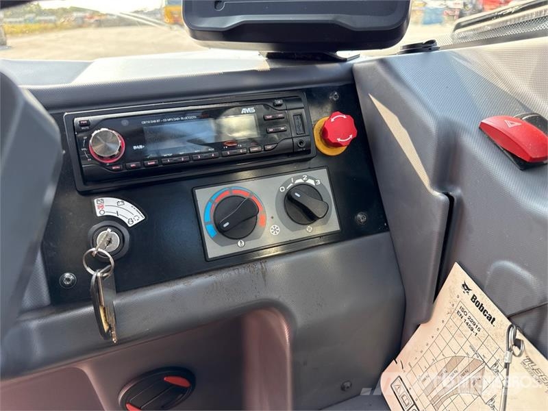 Bobcat TL38.70BRD Telehandler مناولات متداخلة