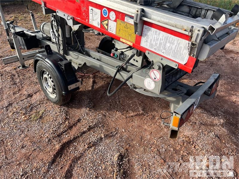  Boecker 21/0-6 S/A Electric Material Hoist Підйомно-транспортне обладнання і вантажні ліфти