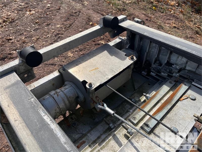 Boecker HD24/0-7 S/A Electric Material Hoist Vitle, dvigala in gradbeni dvižni sistemi