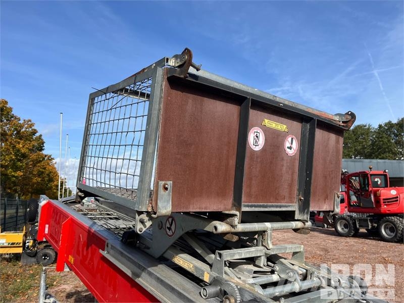 Boecker HD24/0-7 S/A Electric Material Hoist Vitle, dvigala in gradbeni dvižni sistemi