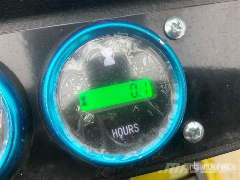 Bolt HT10 Mini Excavator Mini ekskavatori < 7 t