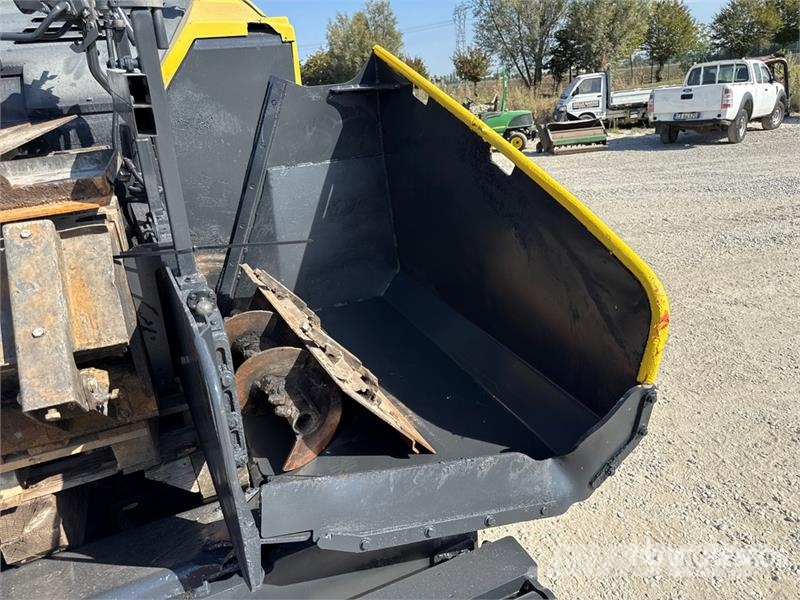 Bomag BF 600 C-2 S500 Track Asphalt Paver Asfaldilaoturid