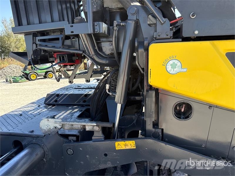 Bomag BF 600 C-2 S500 Track Asphalt Paver Asfaldilaoturid