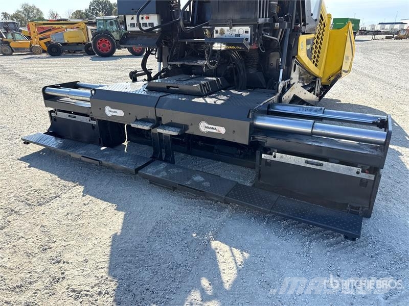 Bomag BF 600 C-2 S500 Track Asphalt Paver Asfaldilaoturid