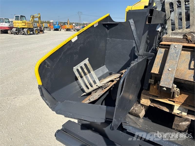 Bomag BF 600 C-2 S500 Track Asphalt Paver Asfaldilaoturid