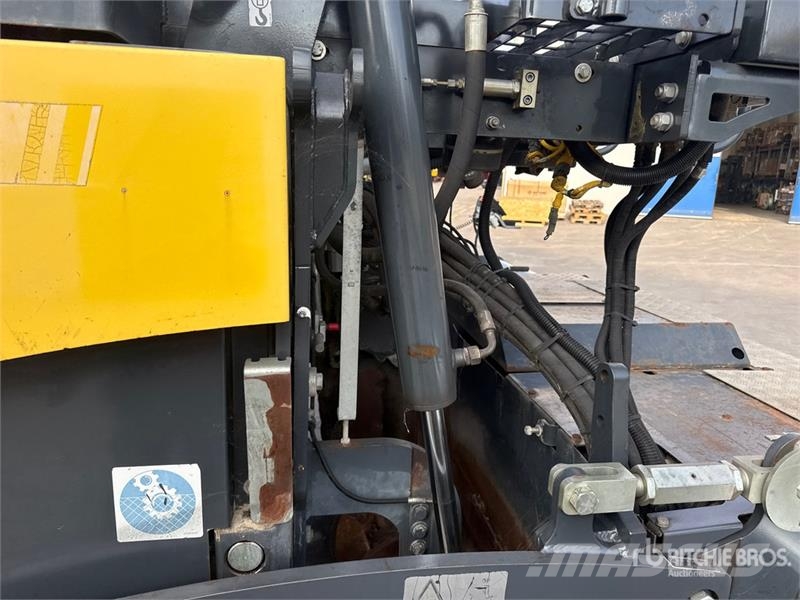 Bomag BF800C Track Asphalt Paver Επίστρωση ασφάλτου