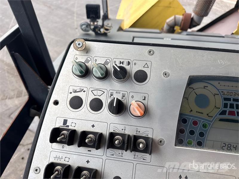 Bomag BF800C Track Asphalt Paver Επίστρωση ασφάλτου