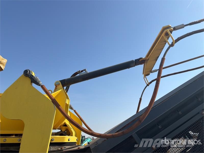 Bomag BM1300-30 Cold Planer Freze za asfalt