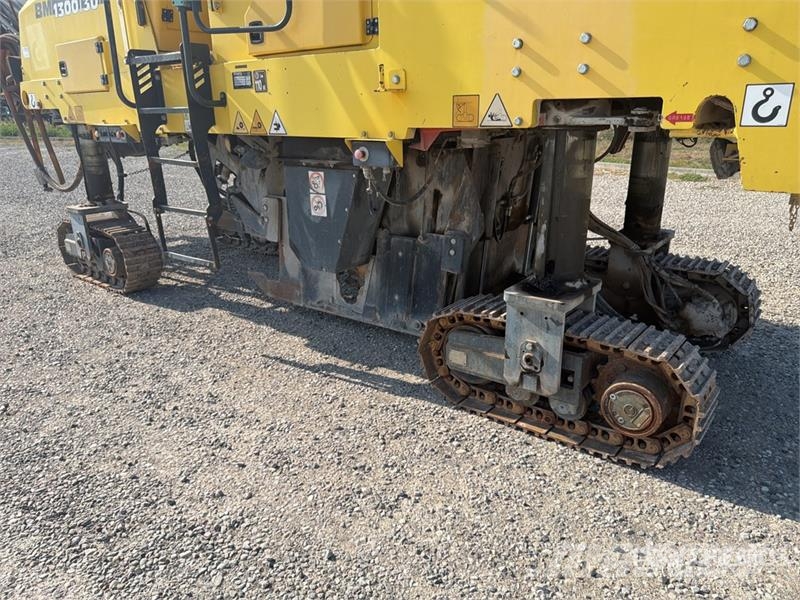 Bomag BM1300-30 Cold Planer Freze za asfalt