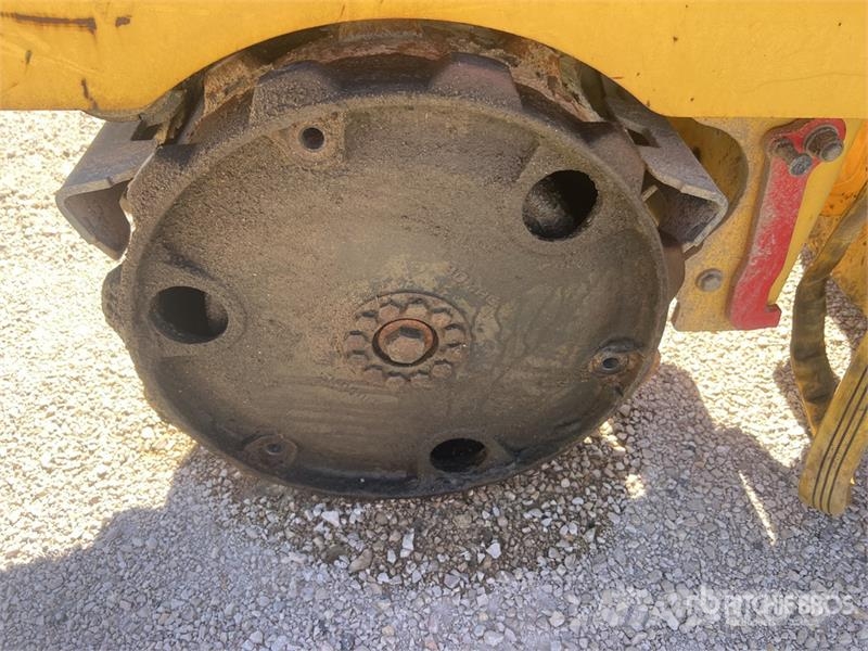 Bomag BMP 8500 Nabijači zemlje
