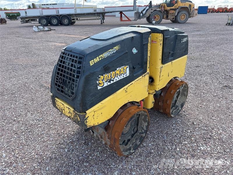 Bomag BMP 8500 Compacteur A Guidage Manuel Walk Behind R Muud rullid