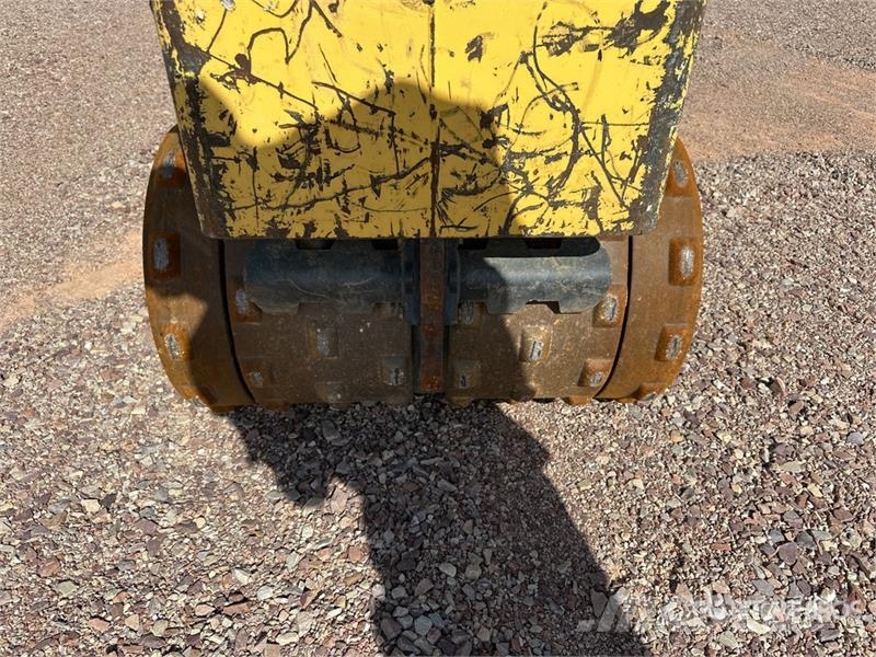 Bomag BMP 8500 Compacteur A Guidage Manuel Walk Behind R Muud rullid