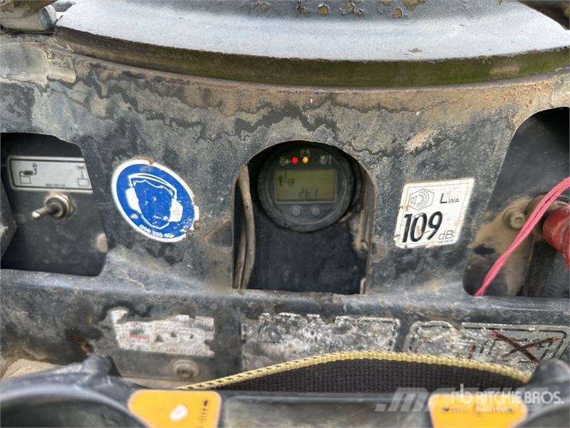 Bomag BMP 8500 Compacteur A Guidage Manuel Walk Behind R Diğer silindirler