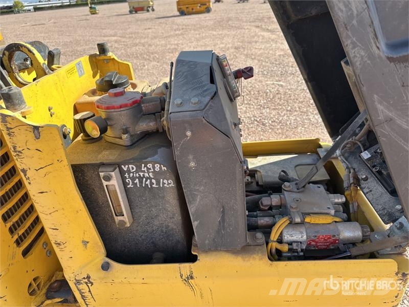 Bomag BMP 8500 Compacteur A Guidage Manuel Walk Behind R Muud rullid