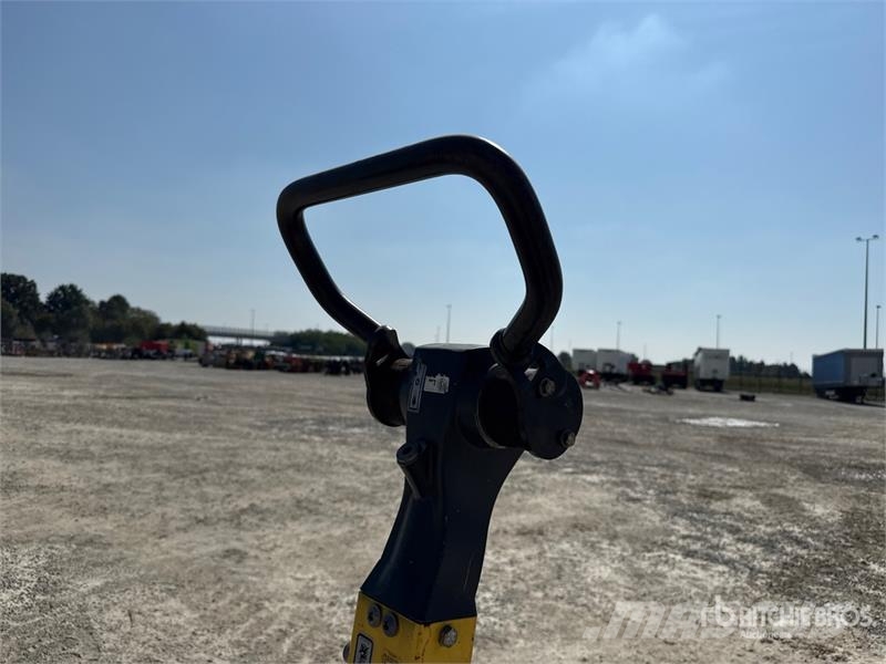 Bomag BPR 70/70D Vibratory Plate Compactor 夯實機(夯土機)