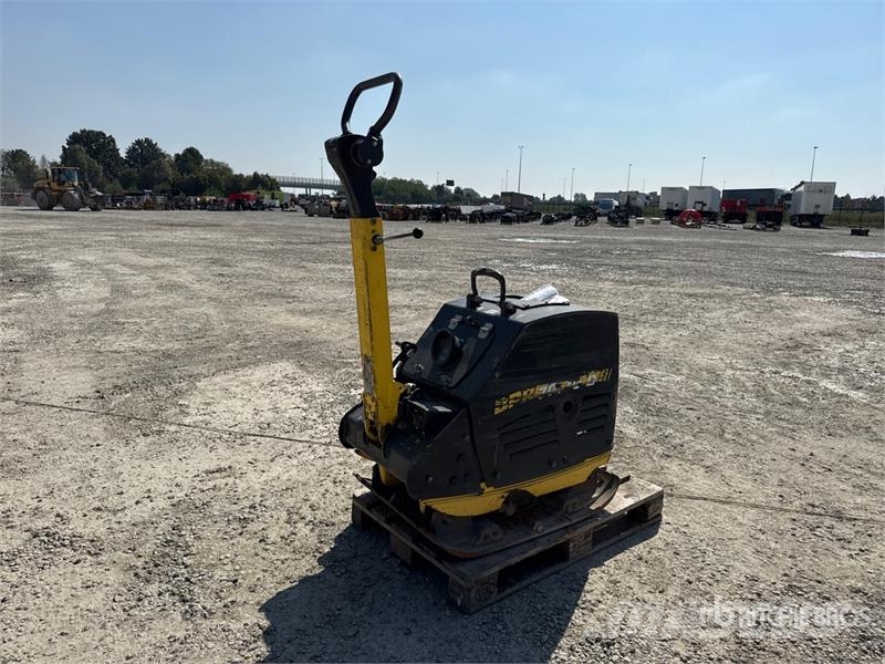 Bomag BPR 70/70D Vibratory Plate Compactor دكاكات أفقية