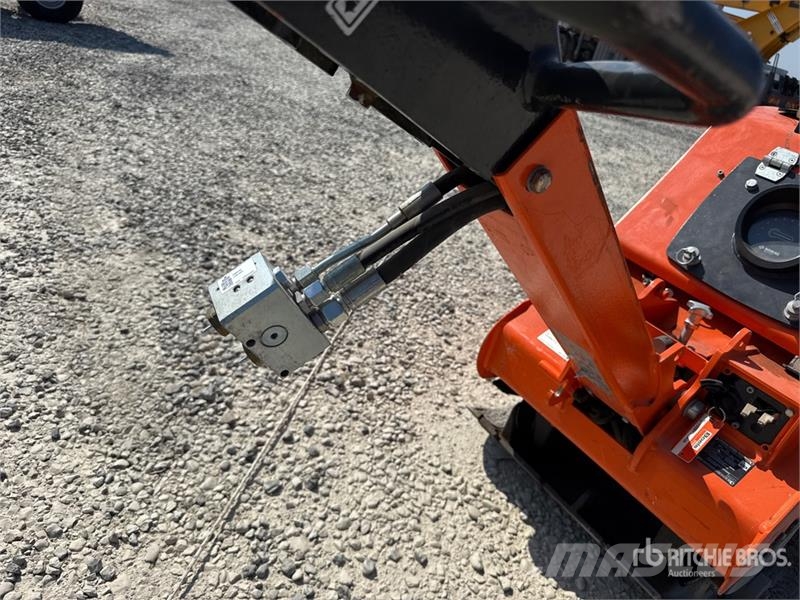 Bomag BPR70/70DE Vibratory Plate Compactor دكاكات أفقية