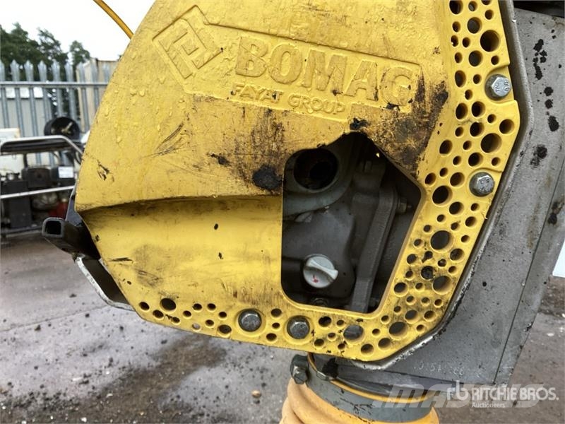 Bomag BT60 Pisones compactadores