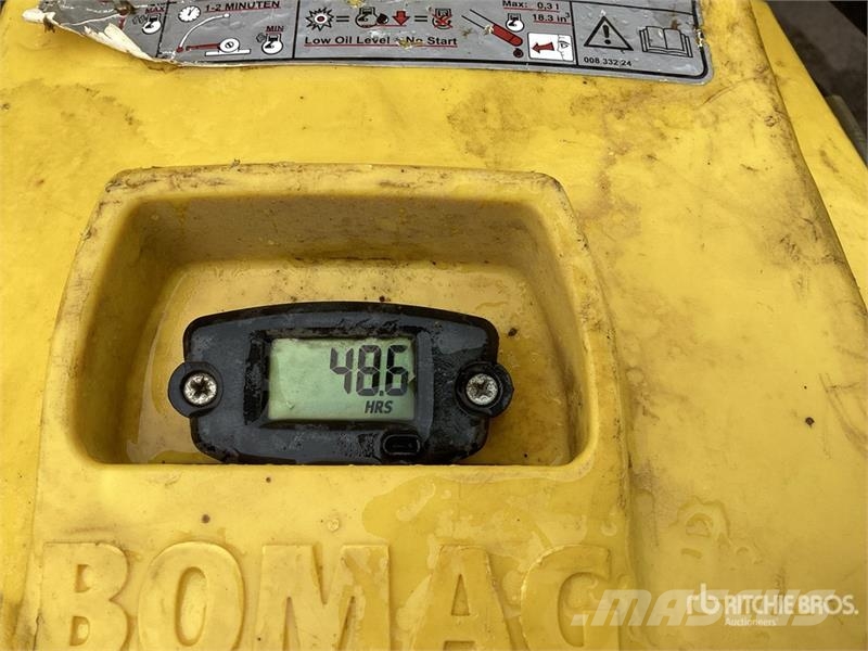 Bomag BT60 Pisones compactadores