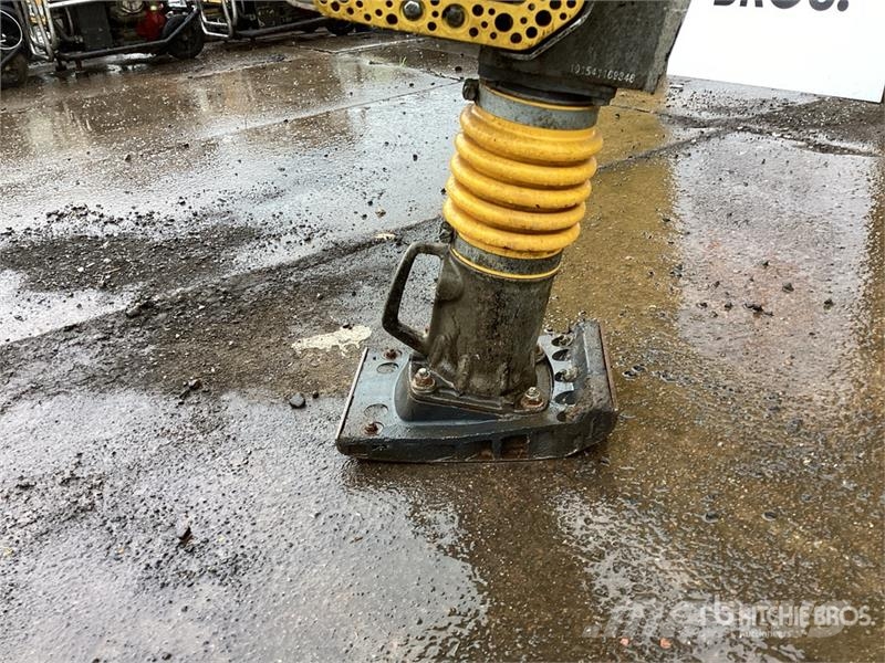 Bomag BT60 Pisones compactadores