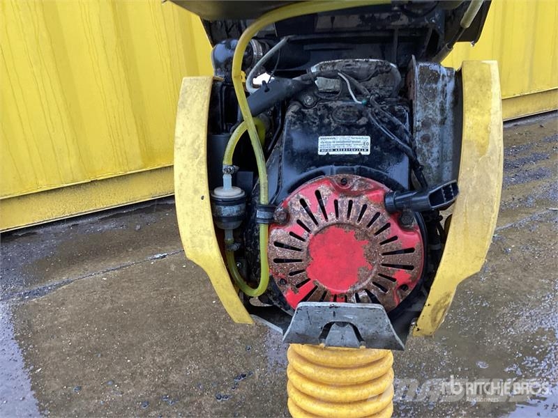 Bomag BT60 Pisones compactadores