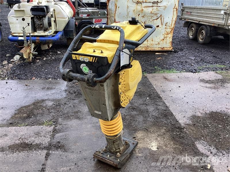 Bomag BT60 Pisones compactadores