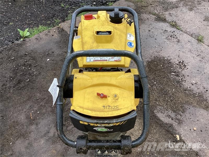 Bomag BT60 Pisones compactadores
