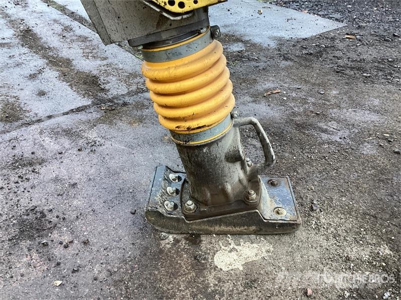 Bomag BT60 Pisones compactadores