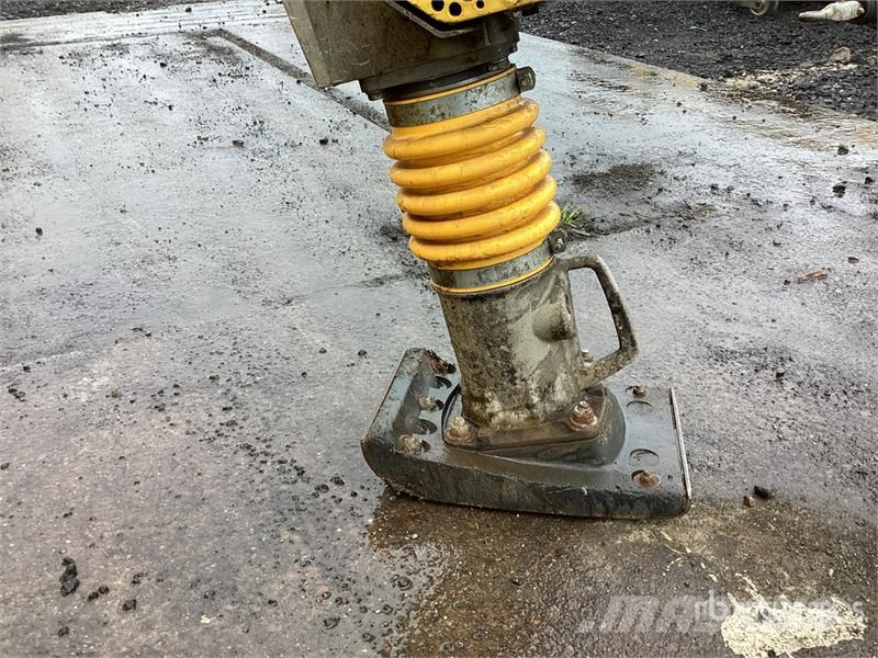 Bomag BT60 Pisones compactadores