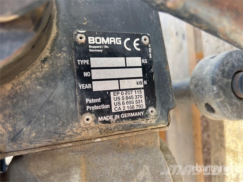 Bomag BT65/4 탬퍼