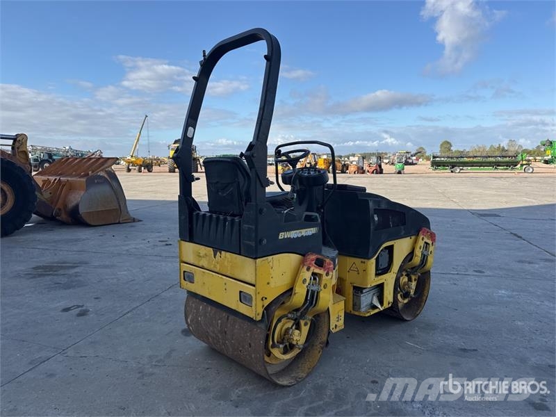 Bomag BW 100 AD-4 Compacteur Vibrant Tandem Double Drum Rouleaux tandem