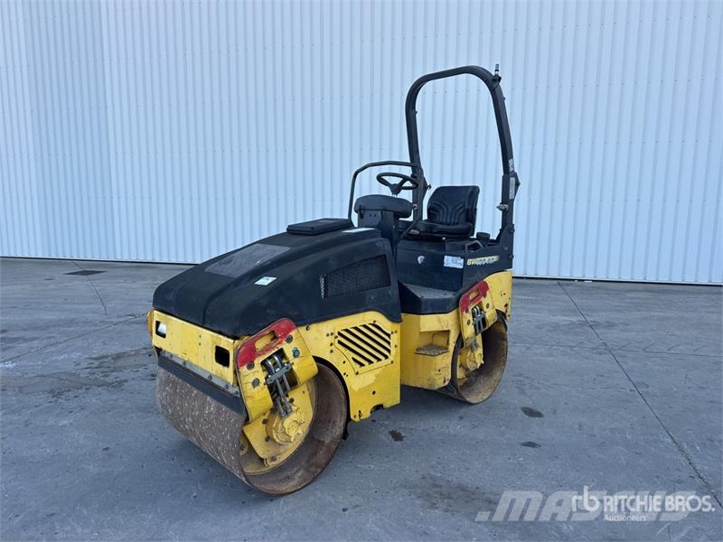 Bomag BW 100 AD-4 Compacteur Vibrant Tandem Double Drum Rouleaux tandem