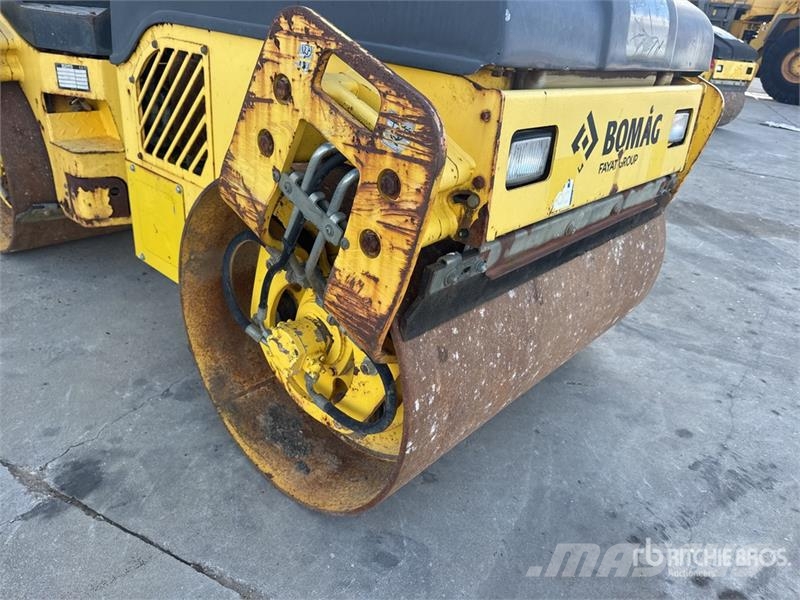 Bomag BW 120 AD-4 Compacteur Vibrant Tandem Double Drum Rouleaux tandem