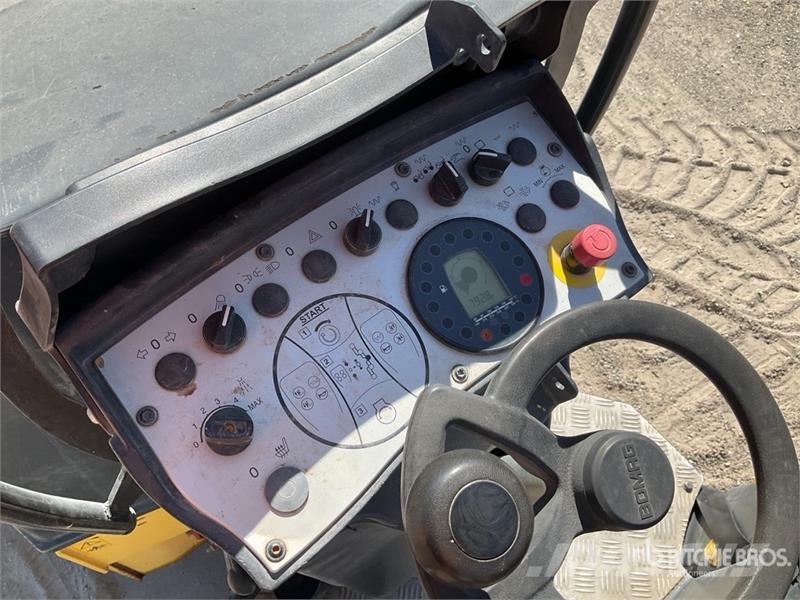 Bomag BW 120 AD-5 Compacteur Vibrant Tandem Double Drum Rouleaux tandem