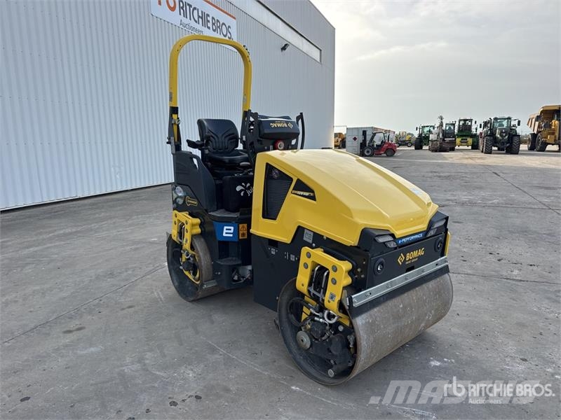 Bomag BW 120 ADe-5 Compacteur Vibrant Tandem Electrique Rouleaux tandem