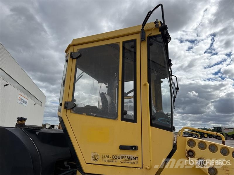 Bomag BW 161 AD-4 Compacteur Vibrant Tandem Double Drum Rouleaux tandem