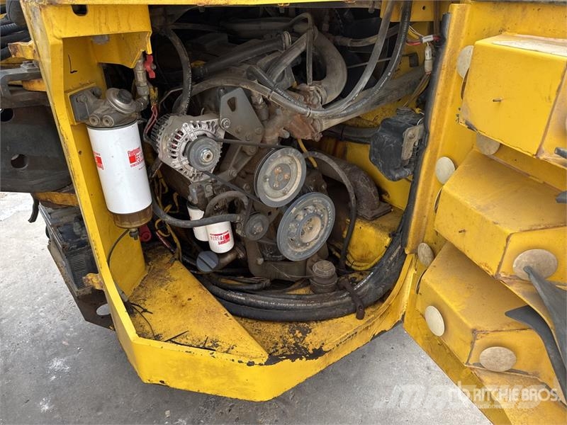 Bomag BW 161 AD-4 Compacteur Vibrant Tandem Double Drum Rouleaux tandem