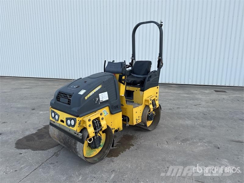 Bomag BW100 ADM-5 Compacteur Vibrant Tandem Double Drum Tandemjyrät