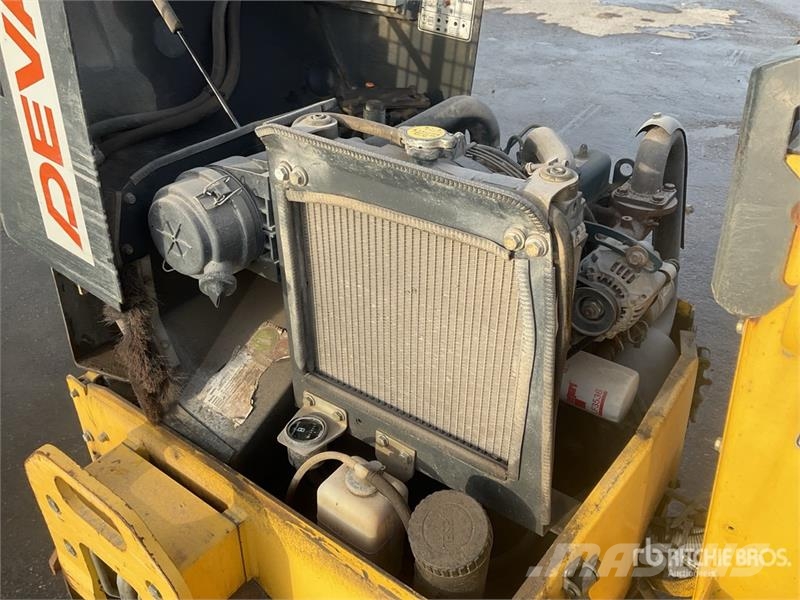 Bomag BW100ADM-2 Divvalču grunts veltņi