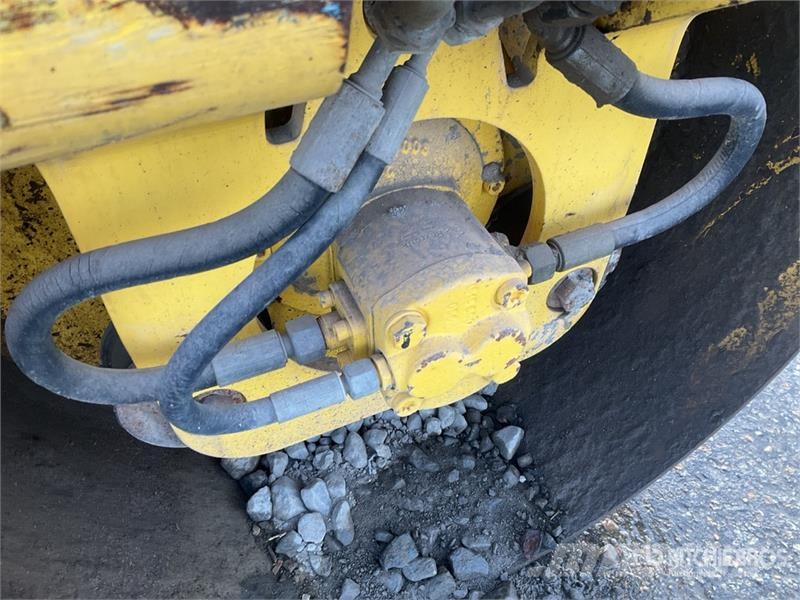 Bomag BW100ADM-2 Divvalču grunts veltņi