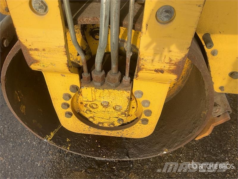 Bomag BW100ADM-2 Divvalču grunts veltņi