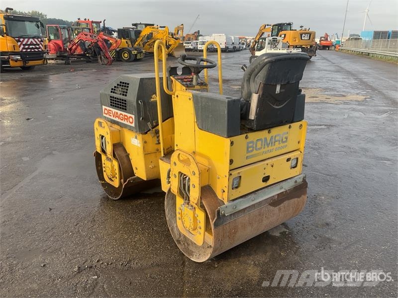 Bomag BW100ADM-2 Divvalču grunts veltņi