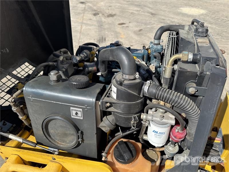 Bomag BW100ADM-5 Compacteur Vibrant Tandem Double Drum R Porinių būgnų volai