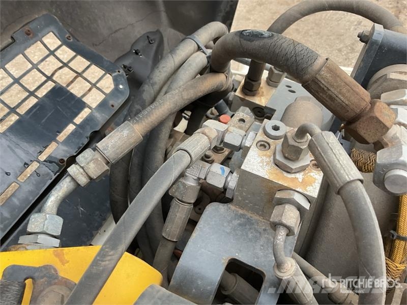 Bomag BW100ADM-5 Double Drum Roller Valjci sa duplim bubnjem