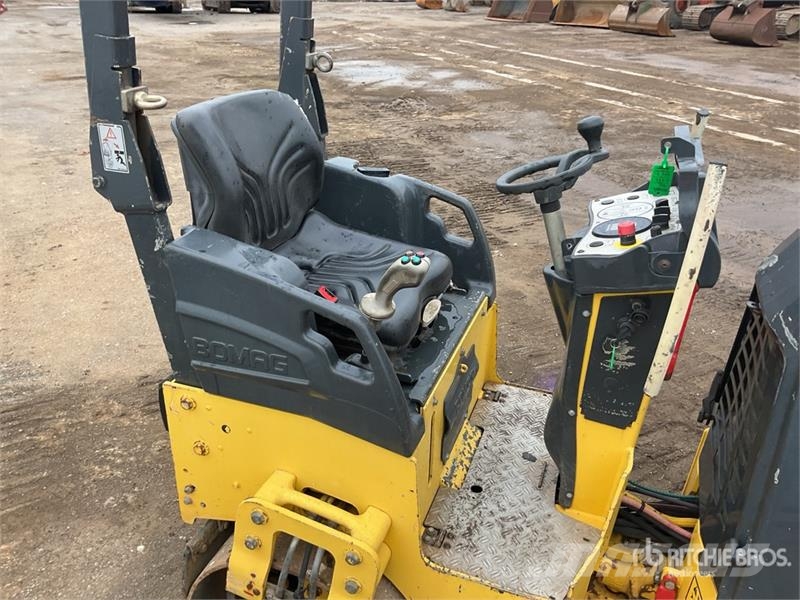 Bomag BW100ADM-5 Double Drum Roller Valjci sa duplim bubnjem