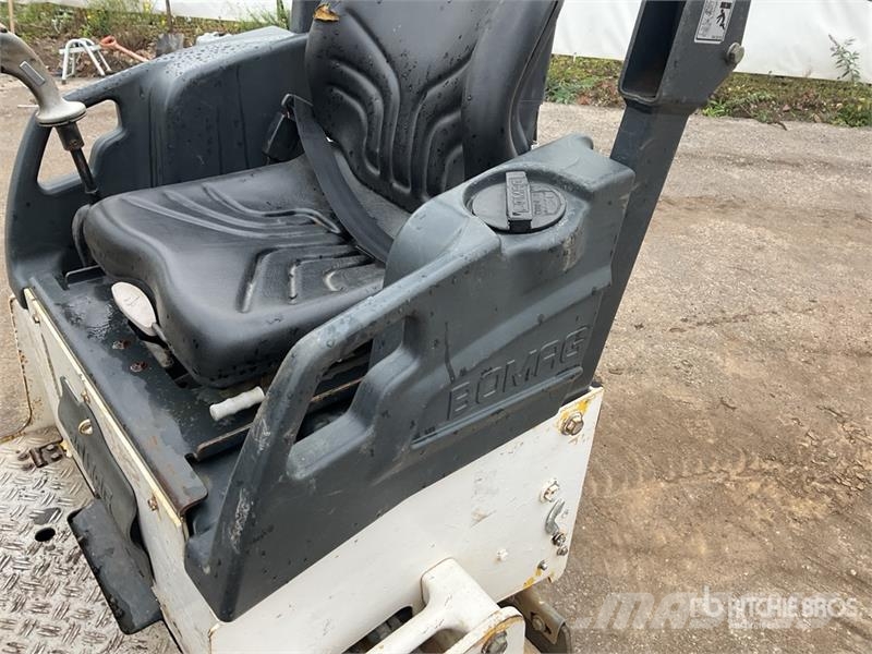 Bomag BW100ADM-5 Double Drum Roller Valjci sa duplim bubnjem